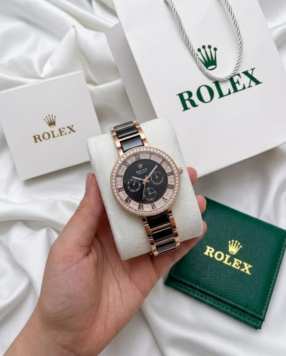 Role_x Celine Black-White
