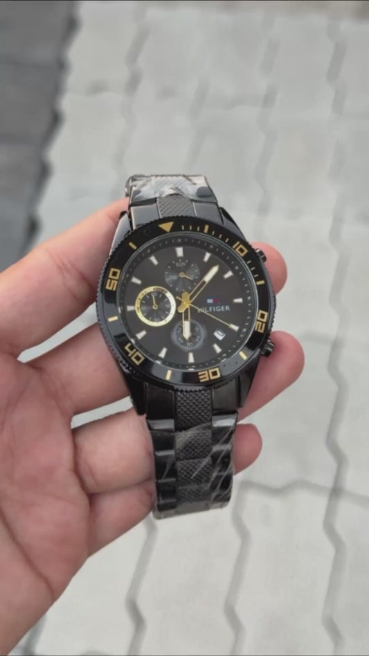 Tomm_y Hilfiger black gold