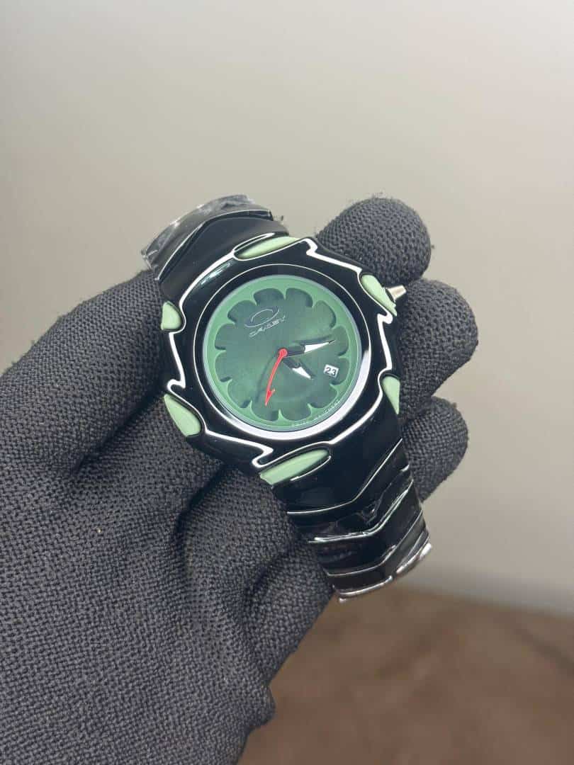 Oakle y Blade Black-Green Metal Premium Watch