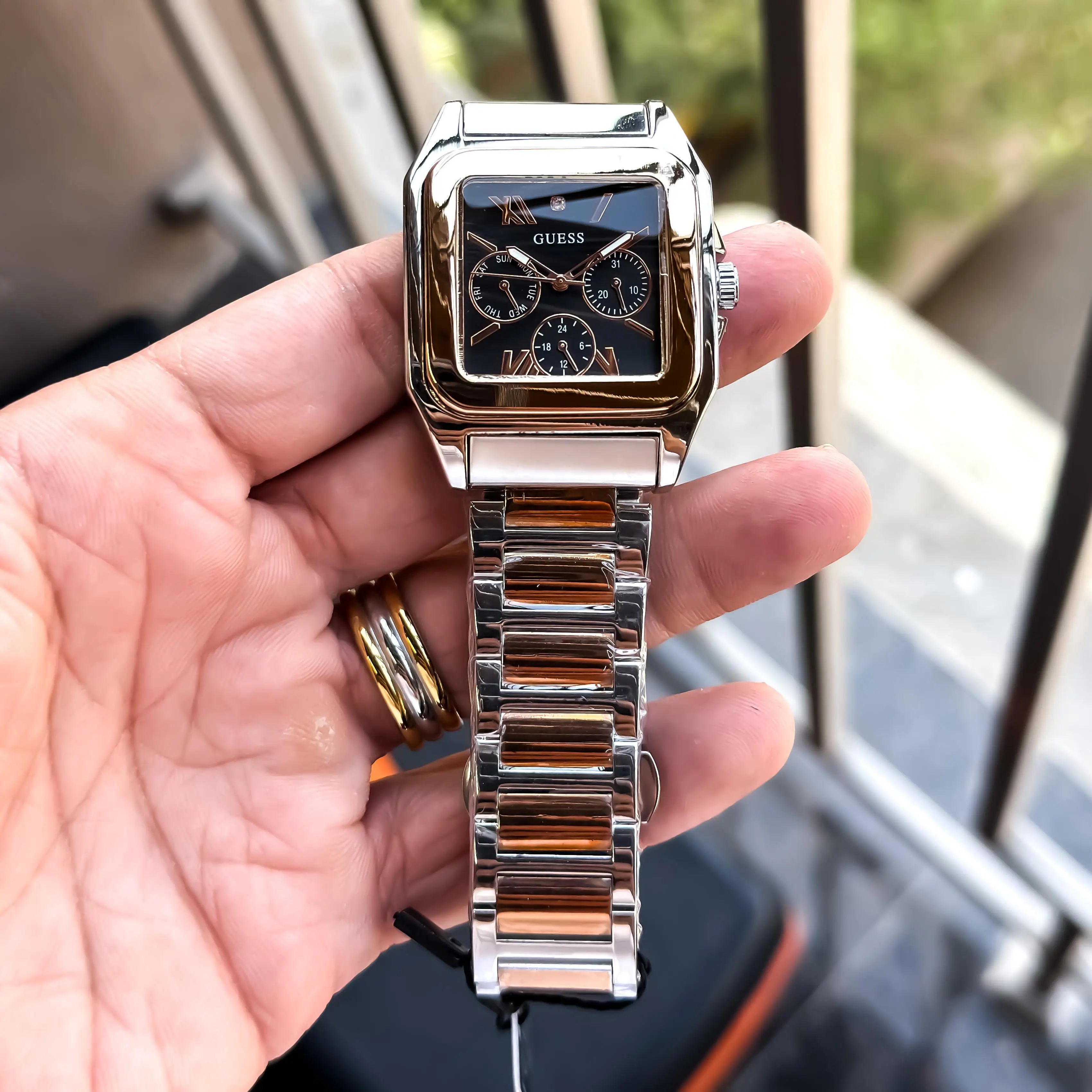 GU-3SS.._GOLD_BLACK